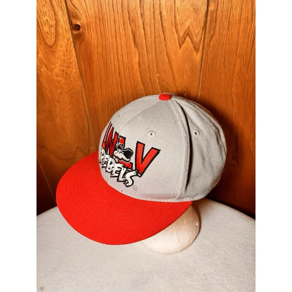 UNLV Rebels Wool Blend Snapback Hat Gray Red Top of the World NCAA